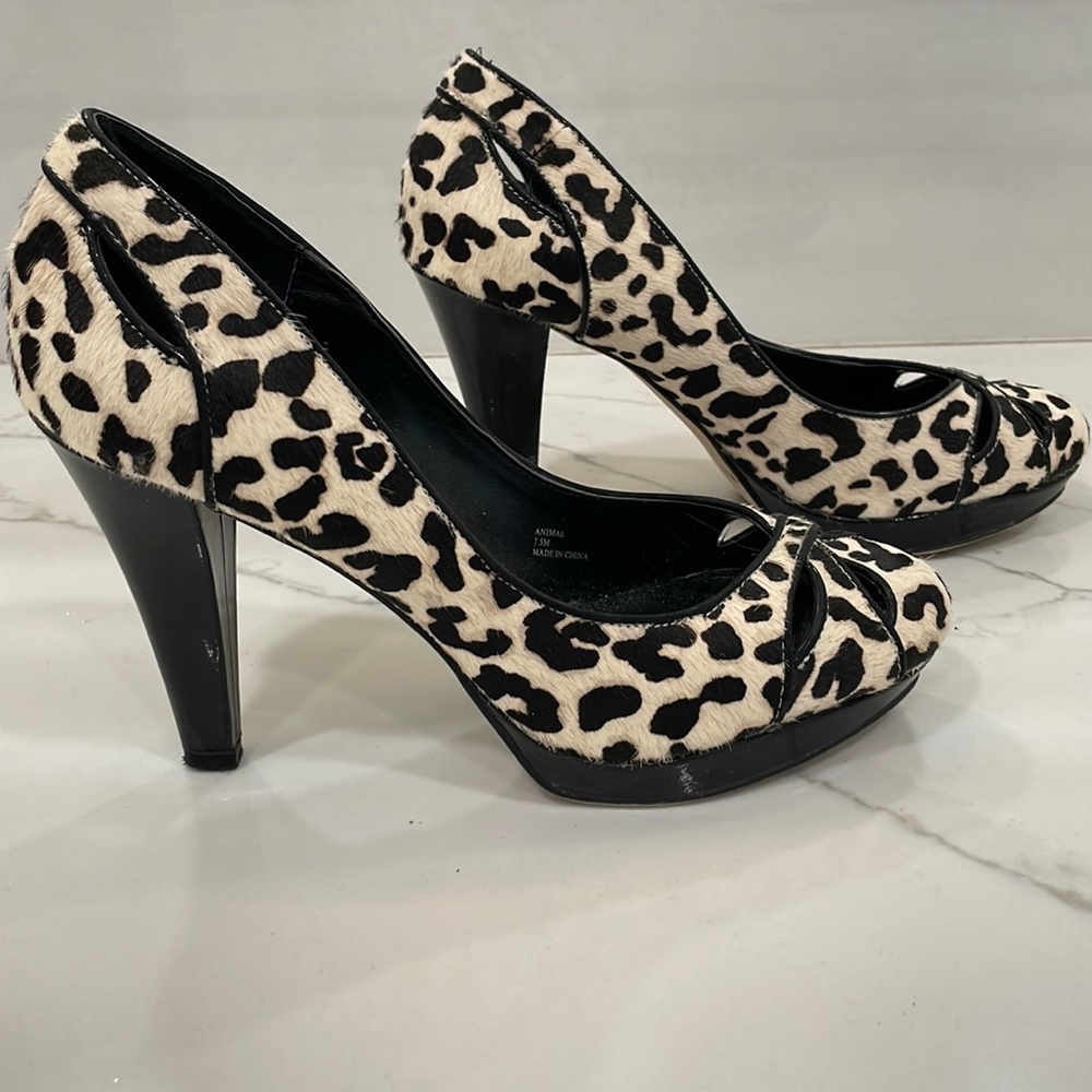 White House black market leopard hair pumps.  Slightly used.  Size 7.5